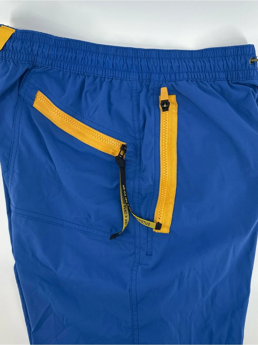 REI Co-op Outdoor Afro Mens Trail Shorts Blue Yellow Small 24229-S23 Hiking